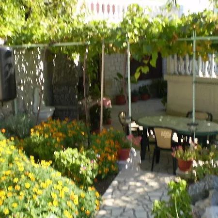 Penzion In With Sea View, Balcony, Air Conditioning, W-lan 3541-3 Novi Vinodolski